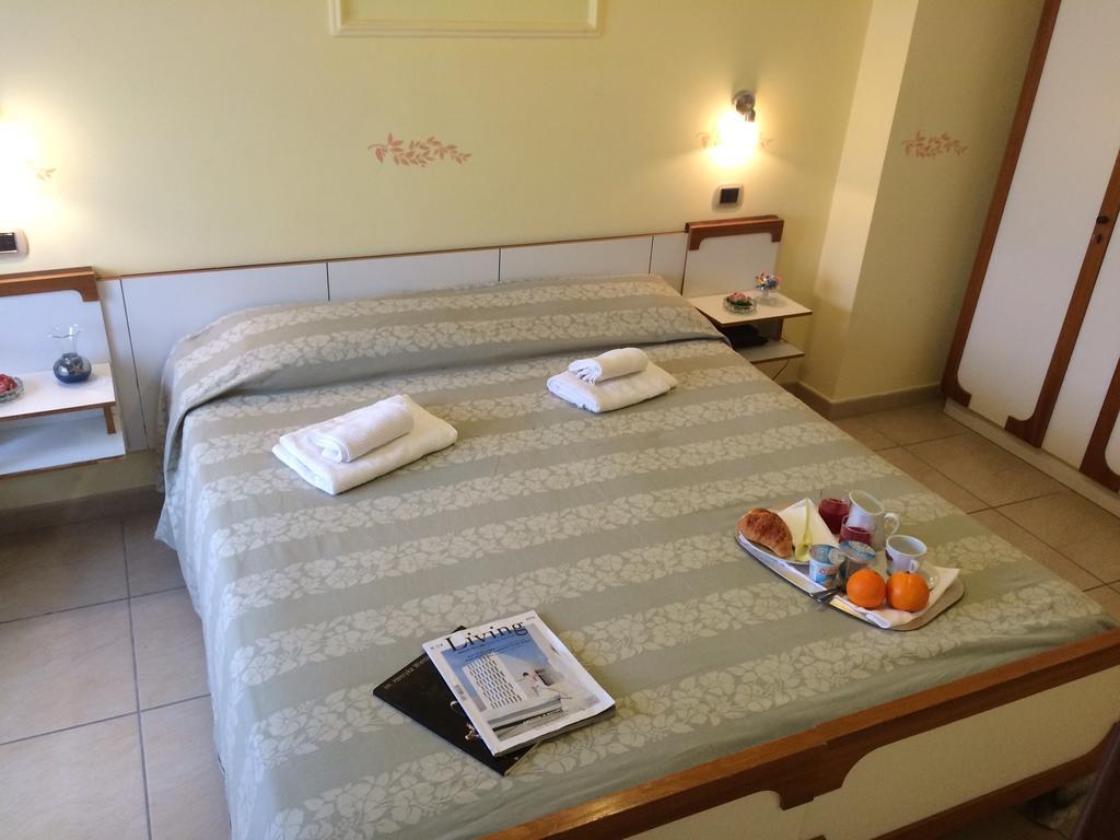 Hotel Villa Laura فيوجّي الغرفة الصورة